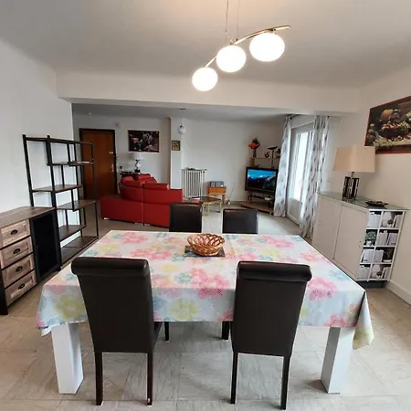 Le Savoy - Spacieux Logement, Belle Vue Au Coeur De La ! Mae-7531 *