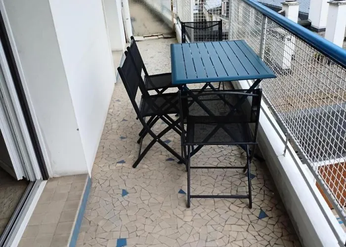 Le Savoy - Spacieux Logement, Belle Vue Au Coeur De La ! Mae-7531